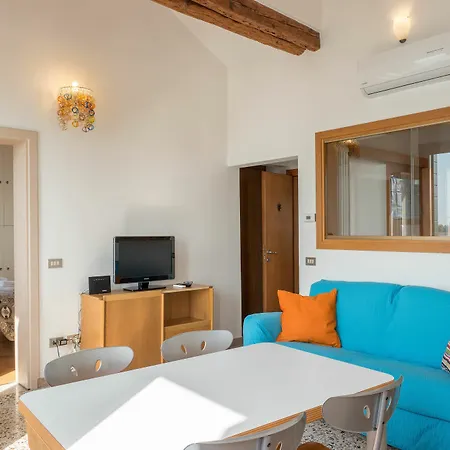 Ca' Nicoletto Apartment *